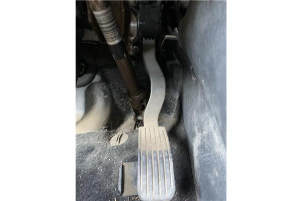 Recambio de pedal acelerador para peugeot 207 1.4 referencia OEM IAM 1601Z6 9835904480 
