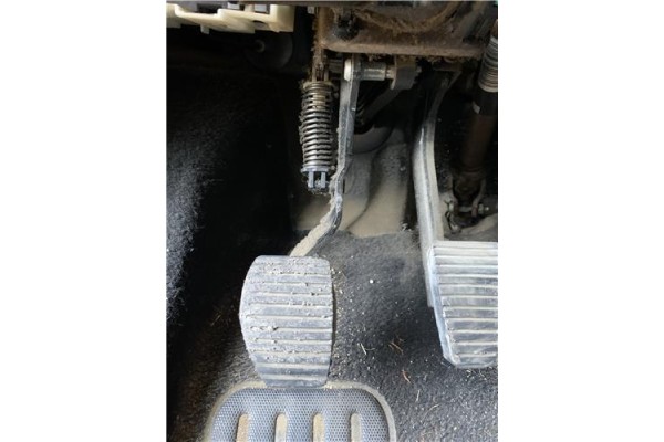 Recambio de pedal embrague para peugeot 207 1.4 referencia OEM IAM 2127EH  