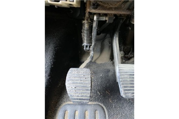 Recambio de pedal embrague para peugeot 207 1.4 referencia OEM IAM 2127EH  