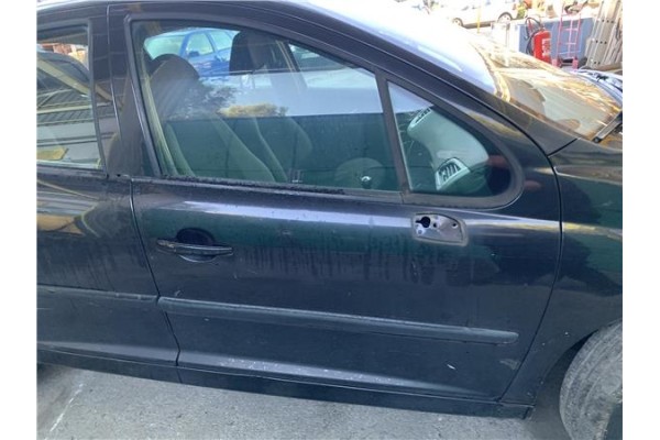 Recambio de puerta delantero derecha para peugeot 207 1.4 referencia OEM IAM 9004X8  
