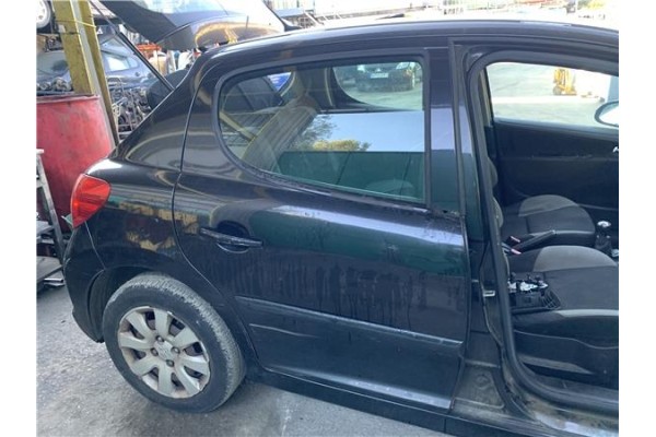 Recambio de puerta trasero derecha para peugeot 207 1.4 referencia OEM IAM 9008S6  