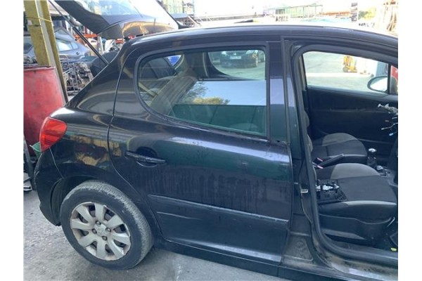 Recambio de puerta trasero derecha para peugeot 207 1.4 referencia OEM IAM 9008S6  