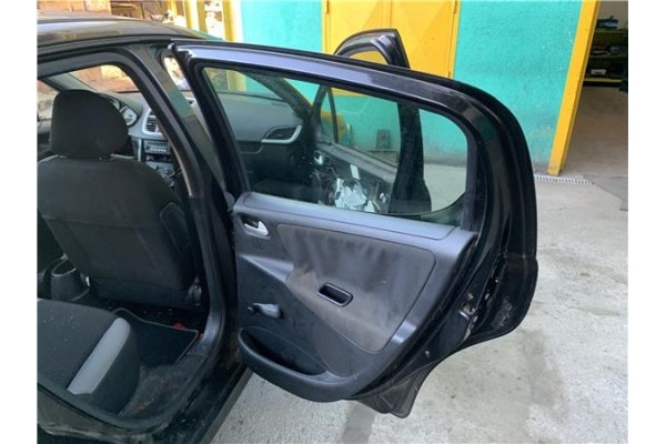 Recambio de puerta trasero derecha para peugeot 207 1.4 referencia OEM IAM 9008S6  