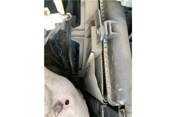 Recambio de radiador para peugeot 207 1.4 referencia OEM IAM 1330W8  