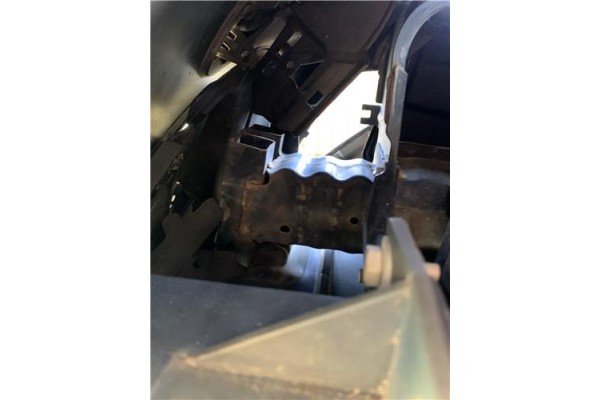 Recambio de refuerzo paragolpes para peugeot 207 1.4 referencia OEM IAM 7414PQ  