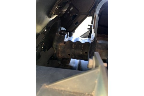 Recambio de refuerzo paragolpes para peugeot 207 1.4 referencia OEM IAM 7414PQ  