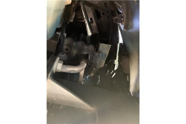 Recambio de refuerzo paragolpes para peugeot 207 1.4 referencia OEM IAM 7414PQ  