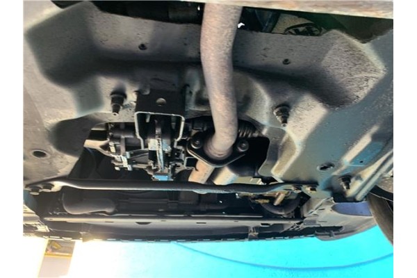 Recambio de subchasis para peugeot 207 1.4 referencia OEM IAM 3502CS 9807026580 