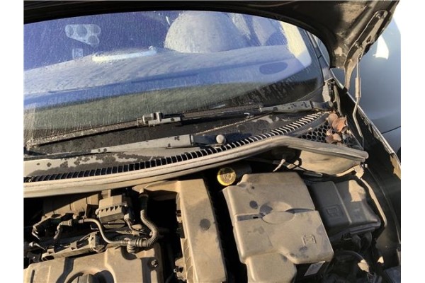 Recambio de torpedo para peugeot 207 1.4 referencia OEM IAM 8251Y0  