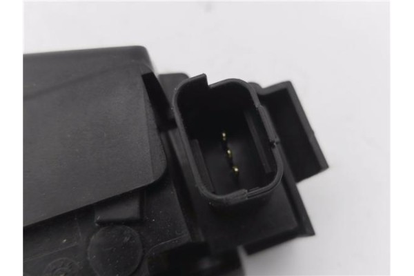 Recambio de cerradura porton para citroen c4 grand picasso/spacetourer 1.6 attraction referencia OEM IAM 9804762080  