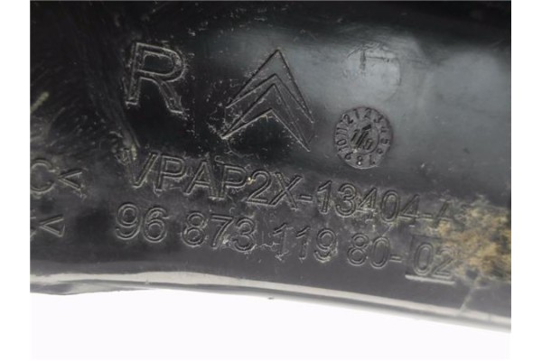 Recambio de piloto trasero derecho para citroen c4 berlina 1.6 attraction referencia OEM IAM 9687311980  