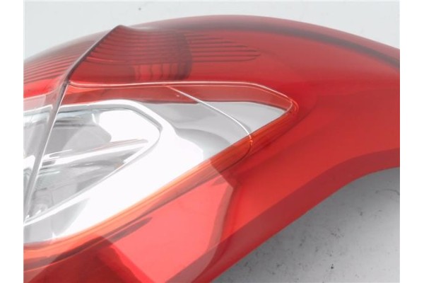 Recambio de piloto trasero derecho para citroen c4 berlina 1.6 attraction referencia OEM IAM 9687311980  