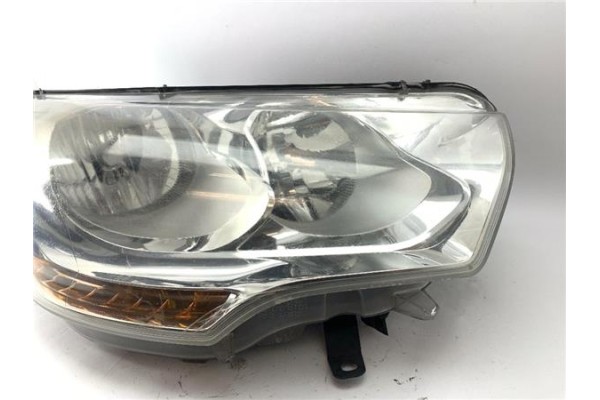 Recambio de faro delantero dcho para citroen c4 berlina 1.6 attraction referencia OEM IAM 9687304480C0 03C11T1 