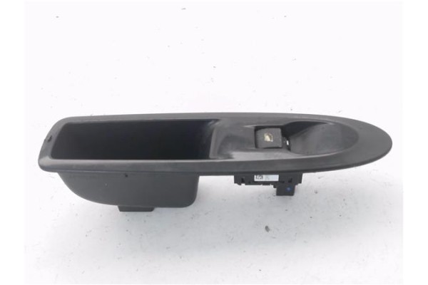Recambio de mando elevalunas trasero derecho para citroen c4 berlina 1.6 attraction referencia OEM IAM 9670298277 96657926XT 