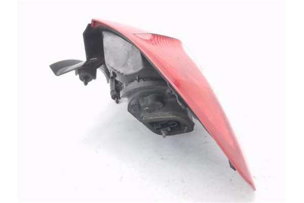 Recambio de piloto trasero izquierdo para citroen c4 berlina 1.6 attraction referencia OEM IAM 9687312180  