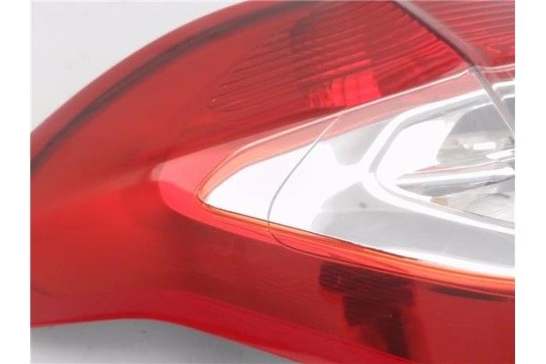 Recambio de piloto trasero izquierdo para citroen c4 berlina 1.6 attraction referencia OEM IAM 9687312180  