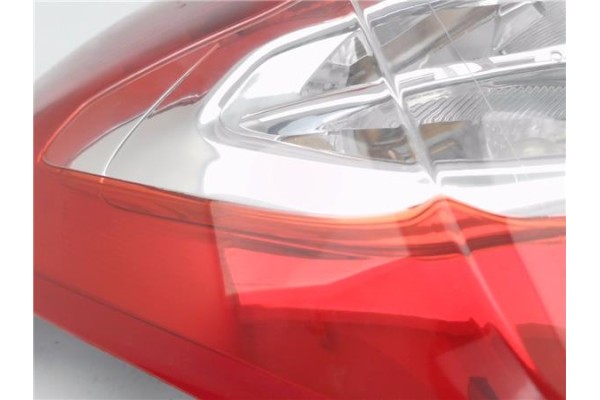 Recambio de piloto trasero izquierdo para citroen c4 berlina 1.6 attraction referencia OEM IAM 9687312180  