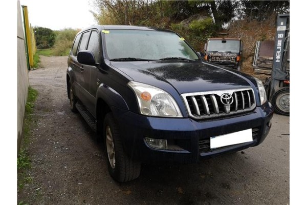 toyota land cruiser (j12)(2003) del año 