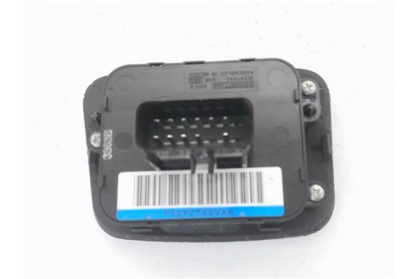 Recambio de mando elevalunas delantero izquierdo para jeep cherokee (kj) 2.5 crd básico referencia OEM IAM P5GP27XDVAH 56010677A
