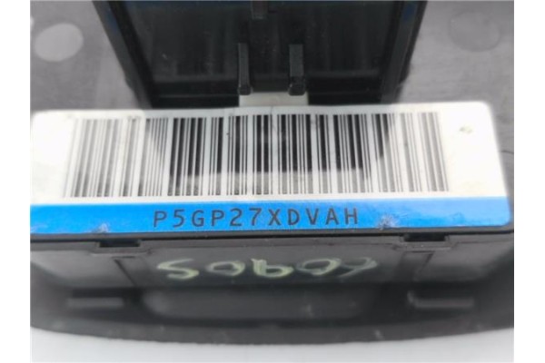 Recambio de mando elevalunas delantero izquierdo para jeep cherokee (kj) 2.5 crd básico referencia OEM IAM P5GP27XDVAH 56010677A