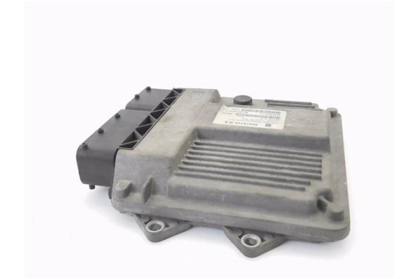 Recambio de centralita para opel combo (corsa c) 1.3 cdti 16v referencia OEM IAM 55578395SX MJD602C3 