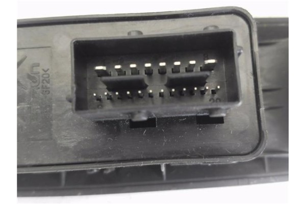 Recambio de mando elevalunas delantero izquierdo para citroen c4 berlina 1.6 attraction referencia OEM IAM 96657050ZD 30170381 