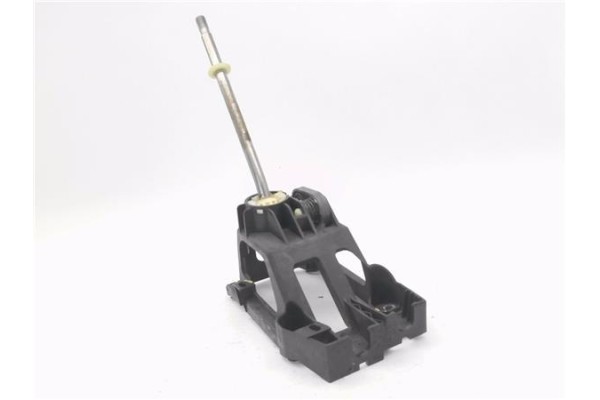 Recambio de palanca de cambio para citroen c1 1.0 city edition referencia OEM IAM 335300H030  