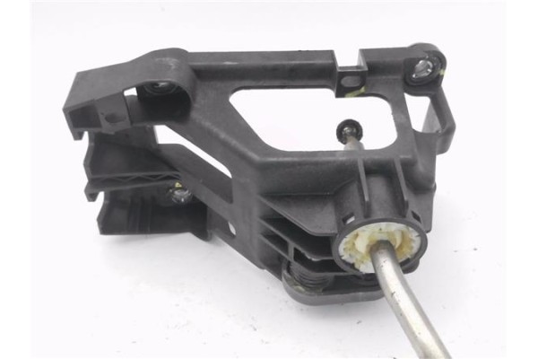 Recambio de palanca de cambio para citroen c1 1.0 city edition referencia OEM IAM 335300H030  