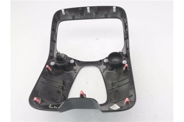 Recambio de embellecedor salpicadero para citroen c1 1.0 city edition referencia OEM IAM 554050H040 1389231X 