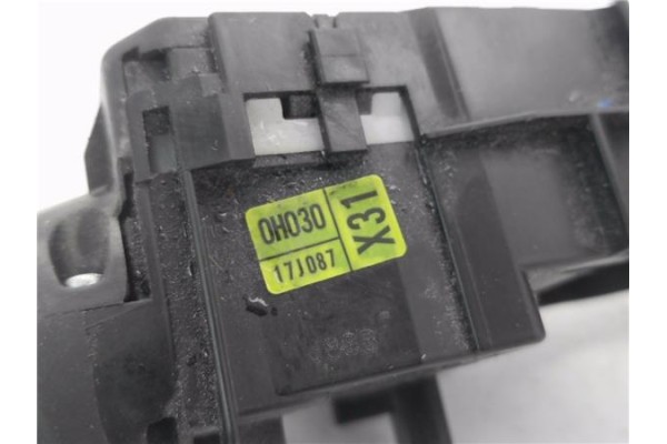 Recambio de mando intermitencia para citroen c1 1.0 city edition referencia OEM IAM 0H03017J087 17J085 