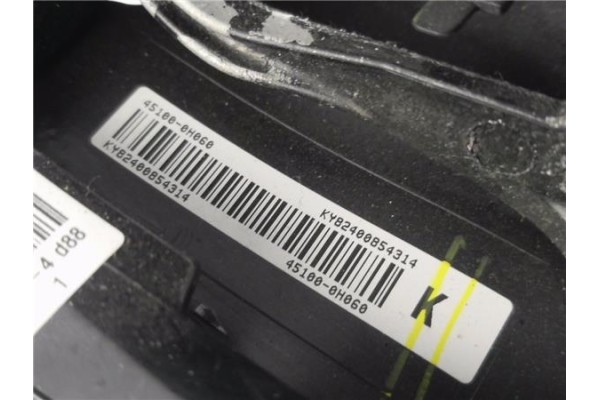 Recambio de volante para citroen c1 1.0 city edition referencia OEM IAM 451000H060  