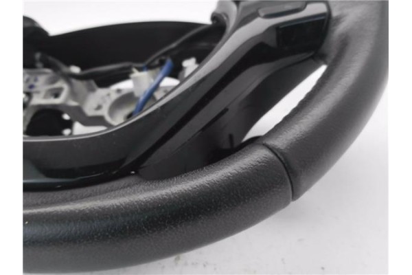 Recambio de volante para citroen c1 1.0 city edition referencia OEM IAM 451000H060  