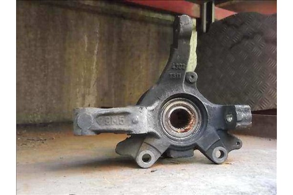 Recambio de mangueta delantero derecha para fiat i doblo (119) 1.3 jtd referencia OEM IAM   