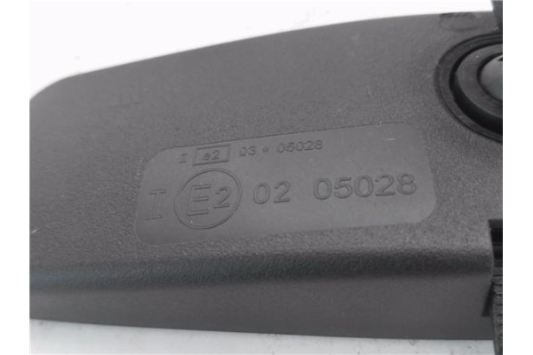 Recambio de retrovisor interior para citroen c1 1.0 city edition referencia OEM IAM E20205028 E200708 