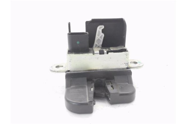 Recambio de cerradura porton para volkswagen up! (121) 1.0 black up! referencia OEM IAM 1S0827505B 1S0827845 