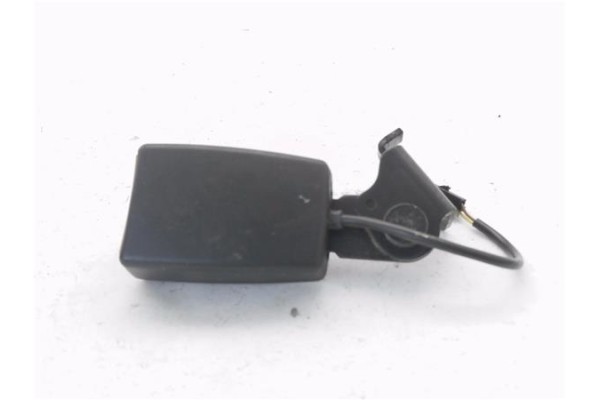 Recambio de anclaje cinturon trasero izquierdo para volkswagen up! (121) 1.0 black up! referencia OEM IAM 1S0857739A  