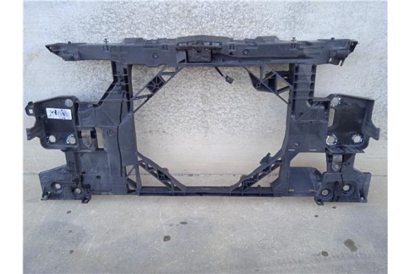 Recambio de frente delantero para renault megane iii sport tourer 1.5 dynamique referencia OEM IAM 752100004R  