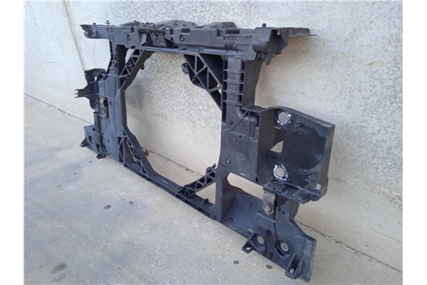 Recambio de frente delantero para renault megane iii sport tourer 1.5 dynamique referencia OEM IAM 752100004R  