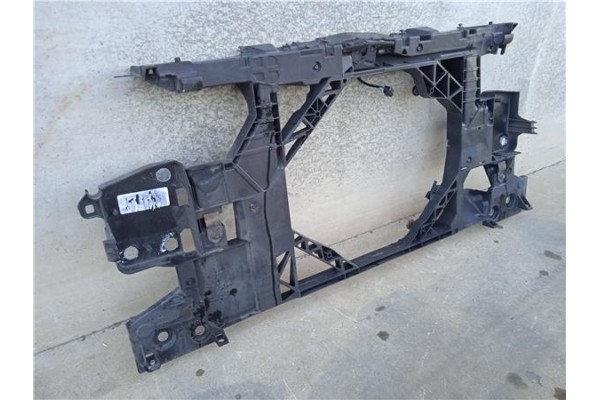 Recambio de frente delantero para renault megane iii sport tourer 1.5 dynamique referencia OEM IAM 752100004R  