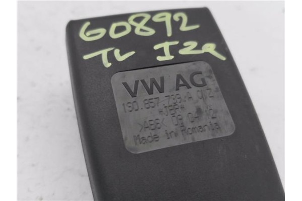 Recambio de anclaje cinturon trasero izquierdo para volkswagen up! (121) 1.0 black up! referencia OEM IAM 1S0857739A  