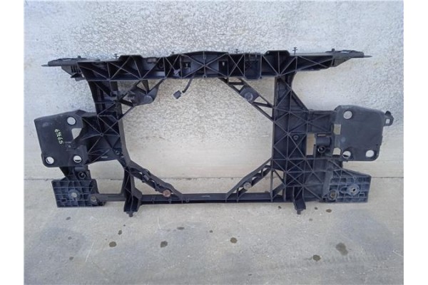 Recambio de frente delantero para renault megane iii sport tourer 1.5 dynamique referencia OEM IAM 752100004R  