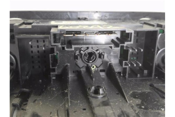 Recambio de mandos calefaccion / a.a. para volkswagen up! (121) 1.0 black up! referencia OEM IAM 1S0820045AA 9,01517E+11 