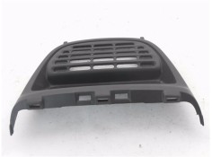 Recambio de rejilla entrada de aire para citroen c1 1.0 city edition referencia OEM IAM 554040H010 1389214X 