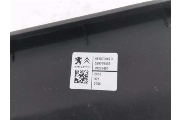 Recambio de mando elevalunas delantero derecho para citroen c4 berlina 1.6 attraction referencia OEM IAM 96657056ZD 529076433 