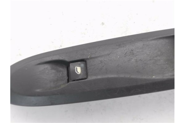 Recambio de mando elevalunas delantero derecho para citroen c4 berlina 1.6 attraction referencia OEM IAM 96657056ZD 529076433 