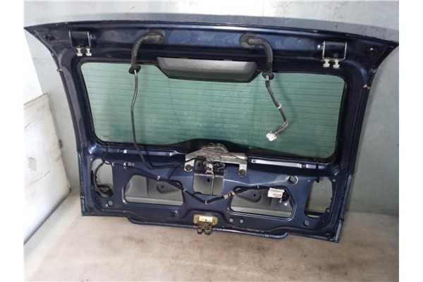 Recambio de porton trasero para volvo v40 familiar 1.9 di referencia OEM IAM 30844361  