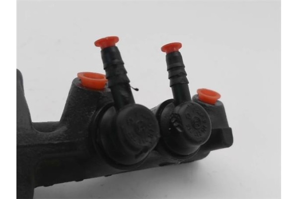 Recambio de bomba freno para smart city coupe 0.6 referencia OEM IAM 311946  
