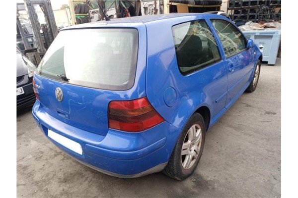 volkswagen golf iv berlina (1j1) del año 2001