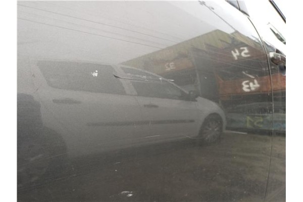 Recambio de puerta trasero derecha para toyota corolla verso (r1) 2.2 d-4d sport referencia OEM IAM   