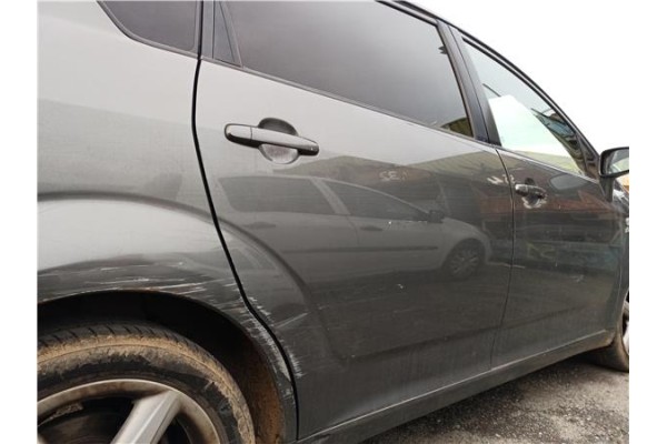 Recambio de puerta trasero derecha para toyota corolla verso (r1) 2.2 d-4d sport referencia OEM IAM   